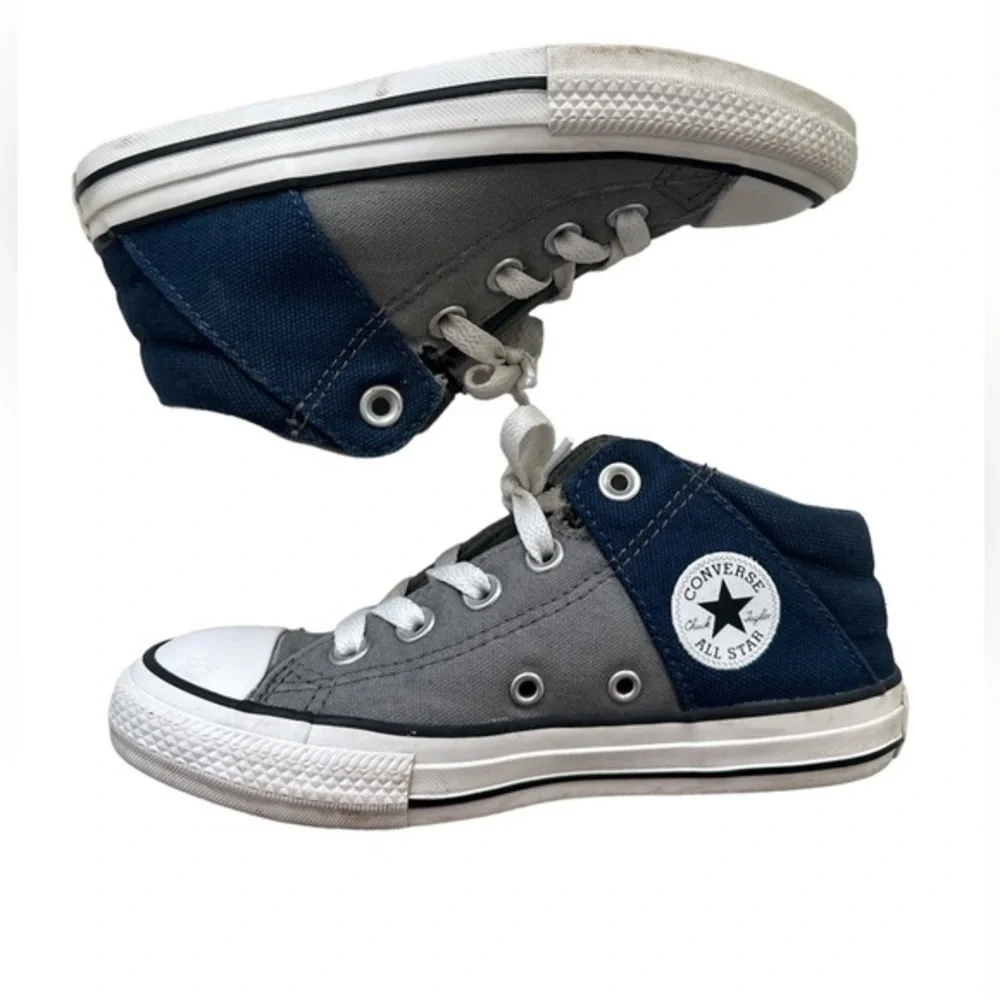 Converse Chuck Taylor All Star Axel Mid Top Grey Navy Blue‎ Kids Size 13 665357F